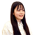 柘植　彩友香 さん